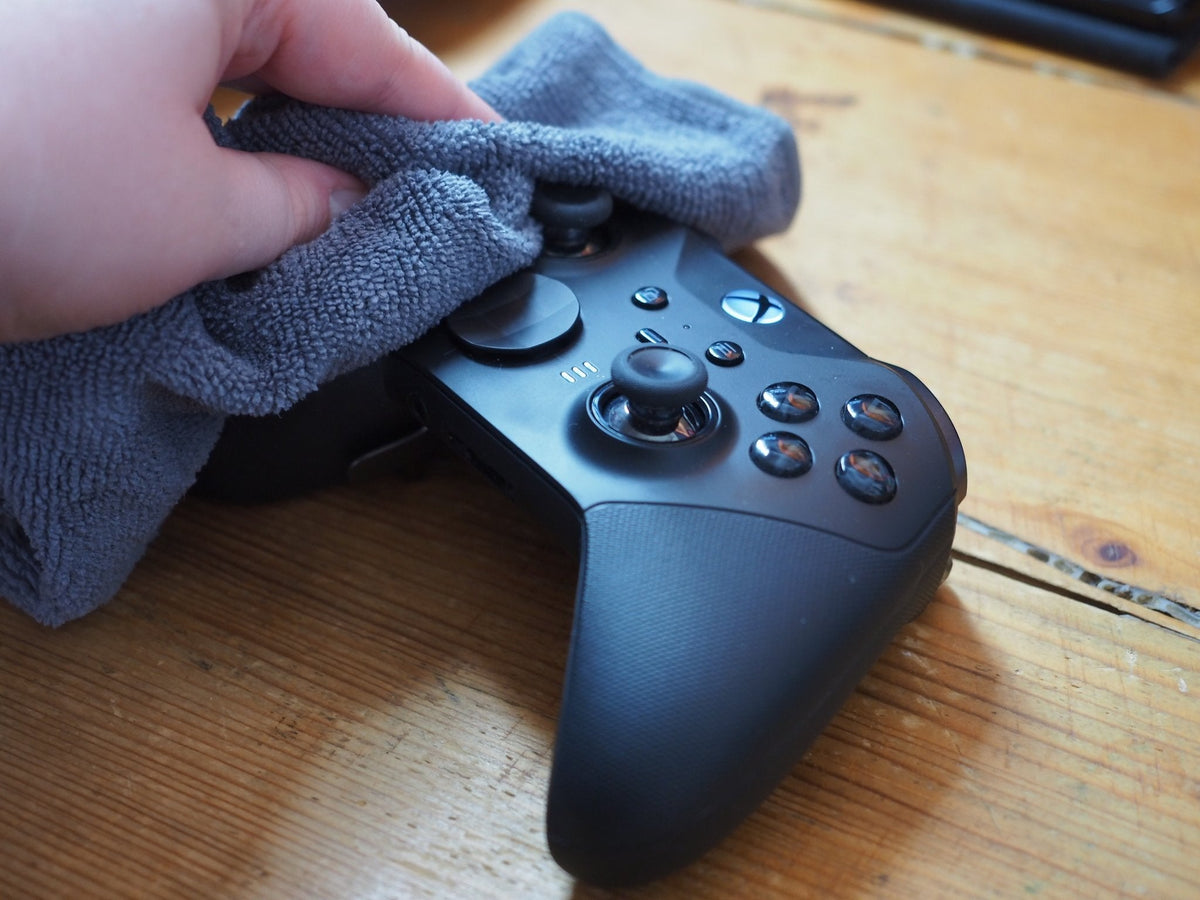 How to Clean an Xbox Controller (Including the Elite)